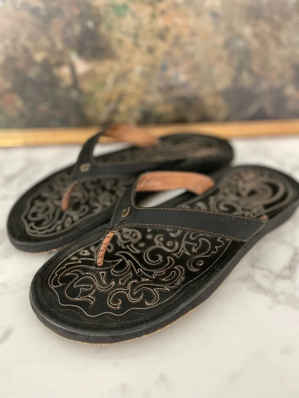Olukai Paniolo Flip Flop Black Leather Sandals Size 11 - Picture 4 of 9
